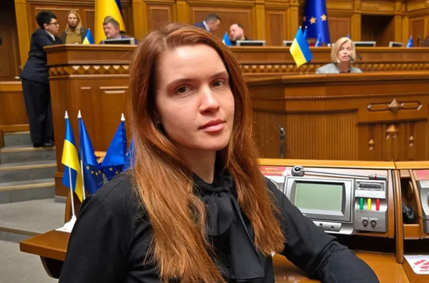 Безугла опинилася у скандалі
