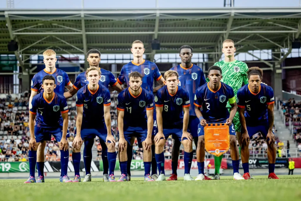 Драматичний автогол приніс “помаранчевим” золото Євро U-19 (ВІДЕО) (1)