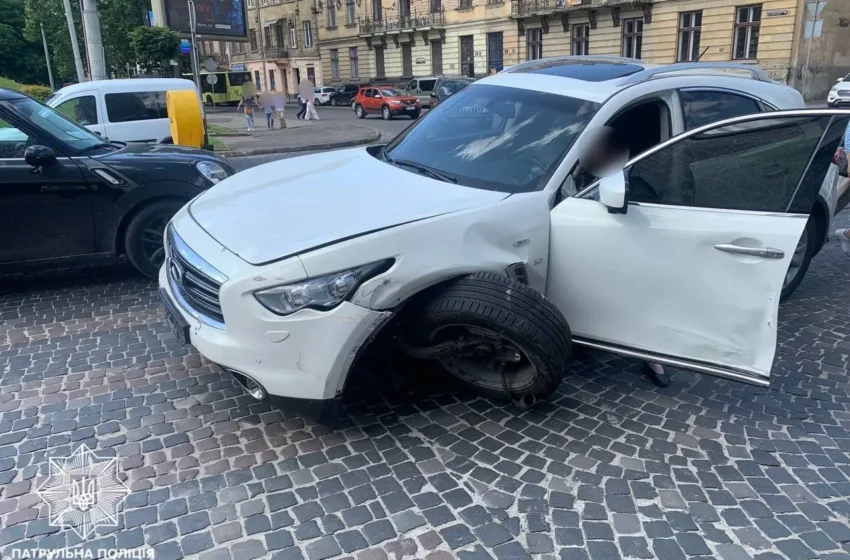  П’яна за кермом: у Львові жінка спричинила три ДТП поспіль