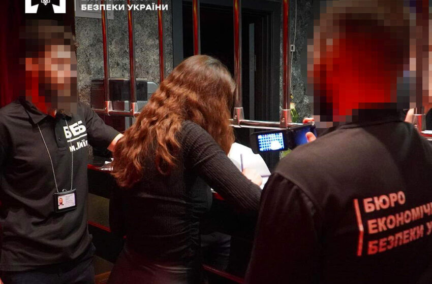 У Києві викрили два підпільні онлайн казино: організаторам загрожує покарання