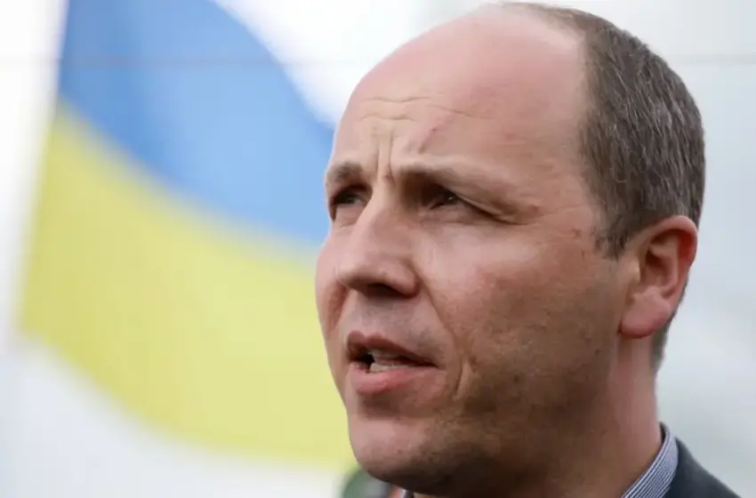  Момент розстрілу Андрія Парубія зафіксували камери: кілер діяв як профі (ВІДЕО)