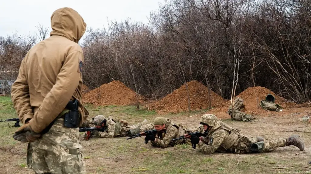 Ракетний удар РФ по навчальному центру ЗСУ - загиблий, понад 20 постраждалих
