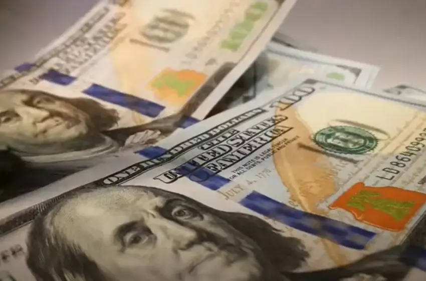  Долар стабілізувався: НБУ оголосив офіційний курс валют на 18 вересня