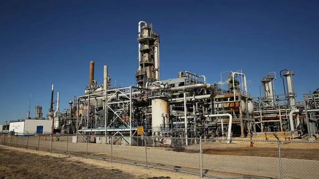 Індія знижує ціну на російську нафту