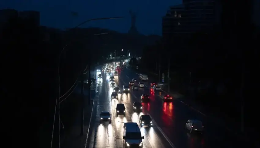  Масована атака РФ: Чернігів і частина області залишилися без світла після ударів дронів