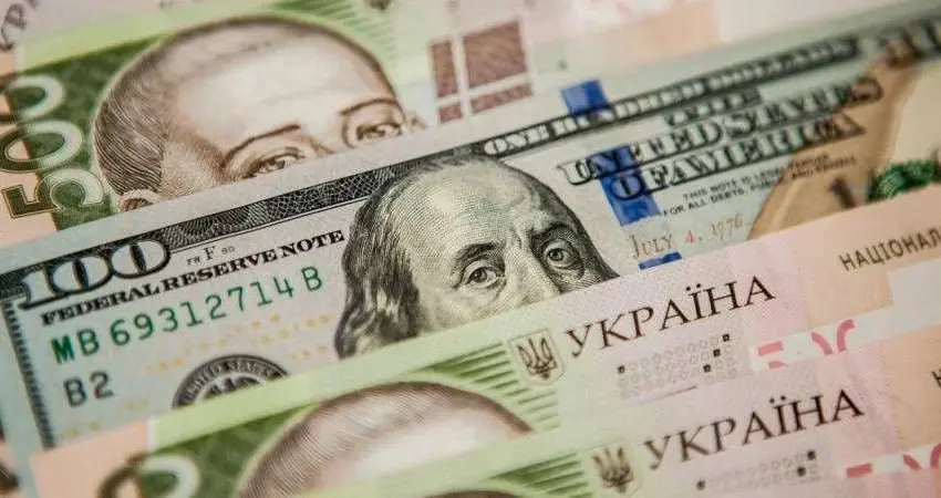  Долар рвонув угору: як змінився курс валют в Україні 9 жовтня
