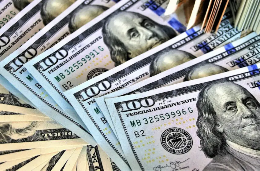  Курс долара і євро у листопаді: як зміниться валютний ринок України та чого чекати від НБУ