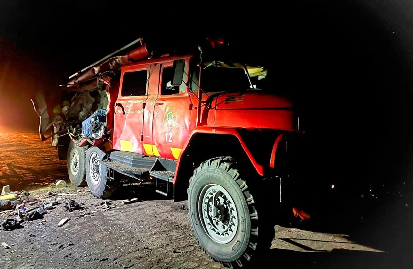  Трагедія на Харківщині: під час повторного удару РФ загинув рятувальник, ще п’ятеро поранені