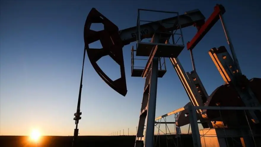 Світовий ринок нафти захлинувся рекордними поставками