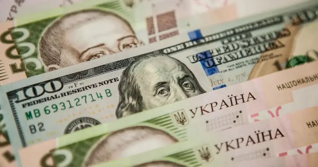 Валюта в Україні 3 жовтня - долар стабільний, євро продовжує дорожчати