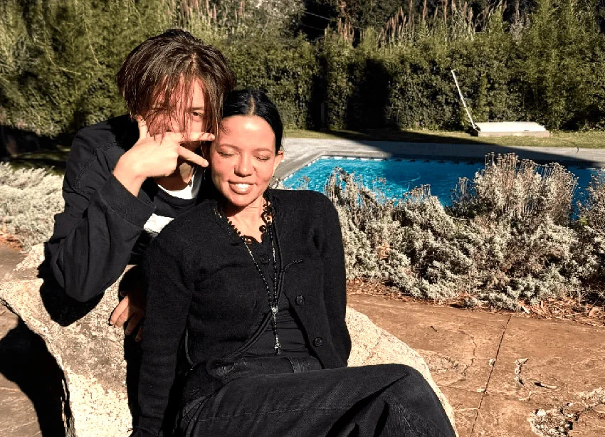 Ексдружина Потапа з сином