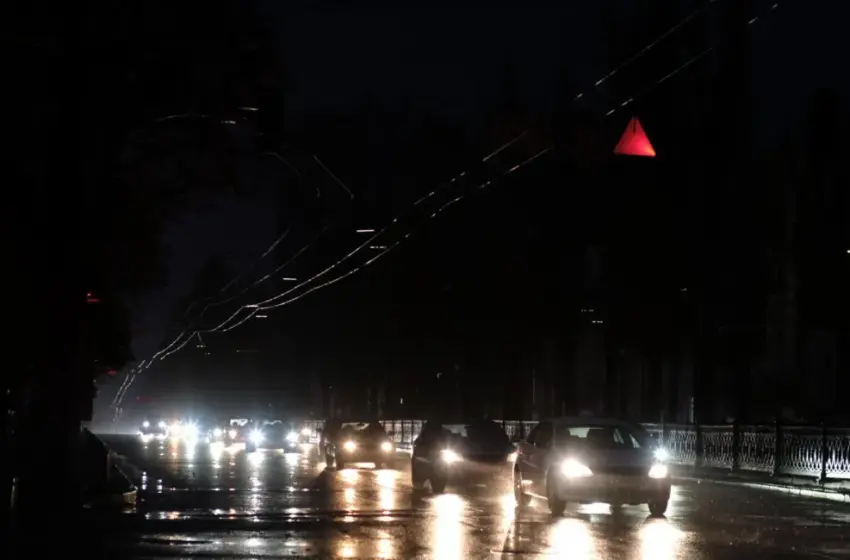  Світла більше, але не всім: оновлені графіки відключень електроенергії на 22 листопада