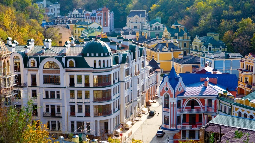  Не рятують навіть знижки: попит на дороге житло в Україні різко впав