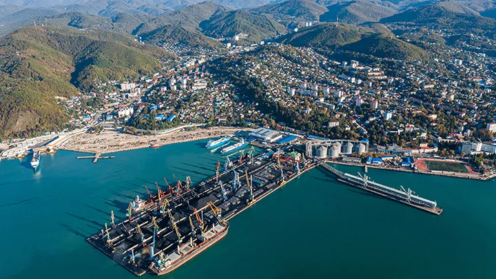  Порт Туапсе зупинив експорт пального після удару дронів