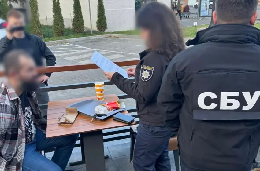  Підполковника Міноборони підозрюють у схемі переправлення чоловіків до Європи