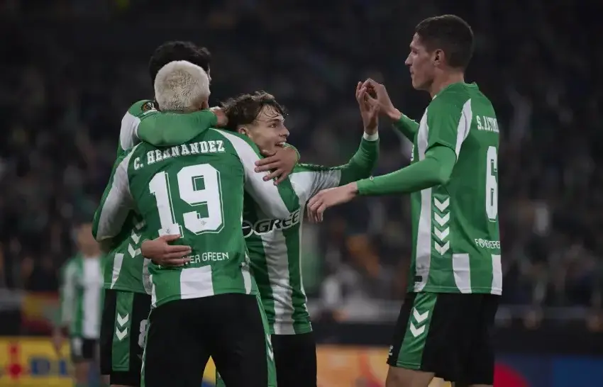  Севілья – Бетіс прогноз і ставка на матч Ла Ліги – 30.11.2025