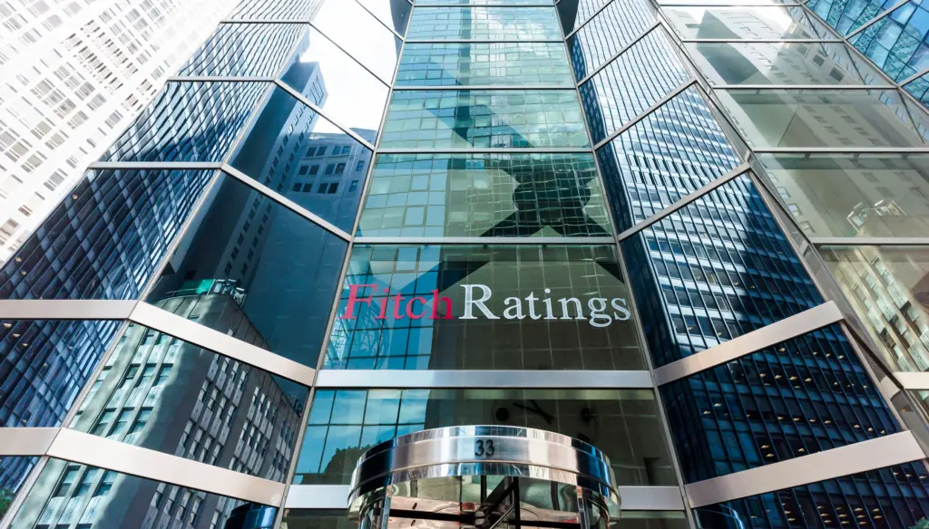 Fitch підвищило кредитний рейтинг України
