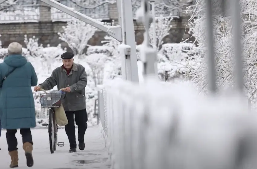  Погода зірветься з гойдалки: після +11° в Україну насуваються морози і різка зміна температур