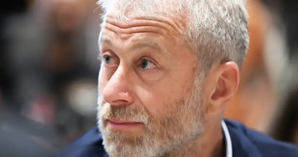 Україна отримає $3,3 млрд від продажу Челсі Абрамовичем