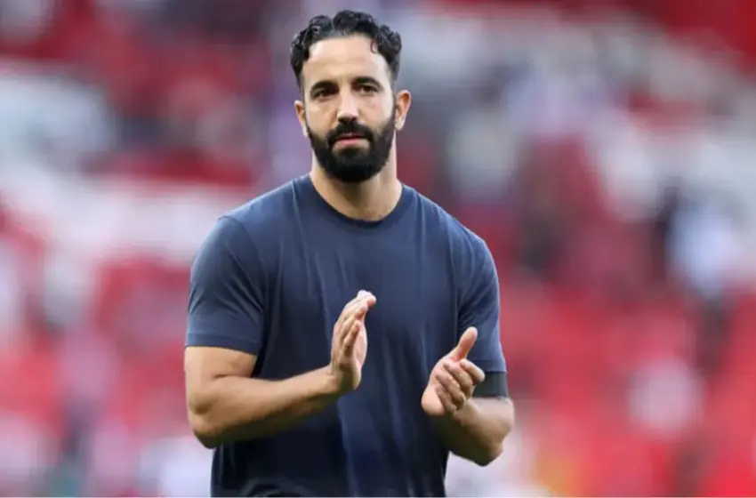  Аморім офіційно пішов з МЮ, команду тимчасово очолить Флетчер