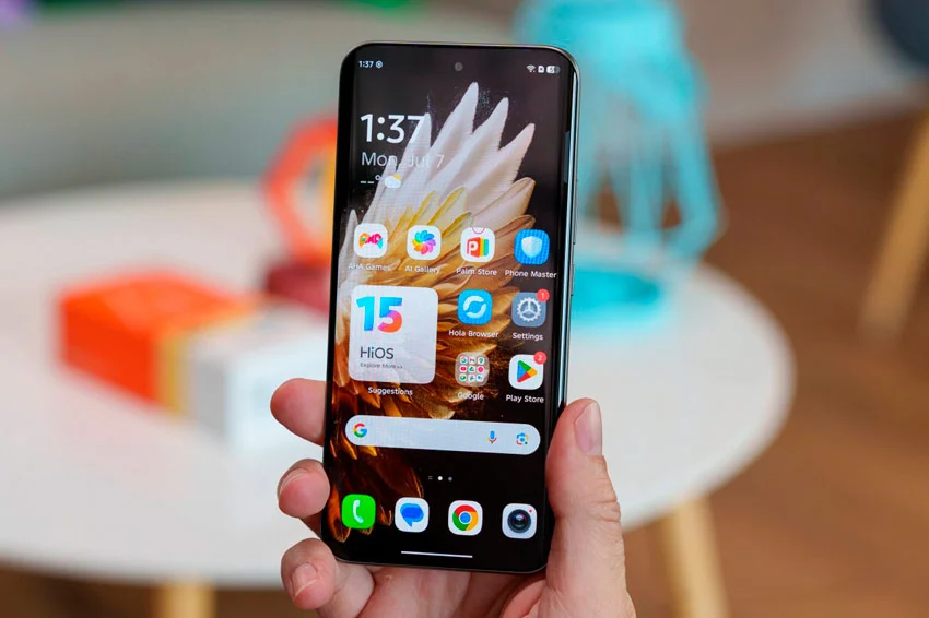 Tecno SPARK 40 Pro+ з великим AMOLED-дисплеєм 144 Гц