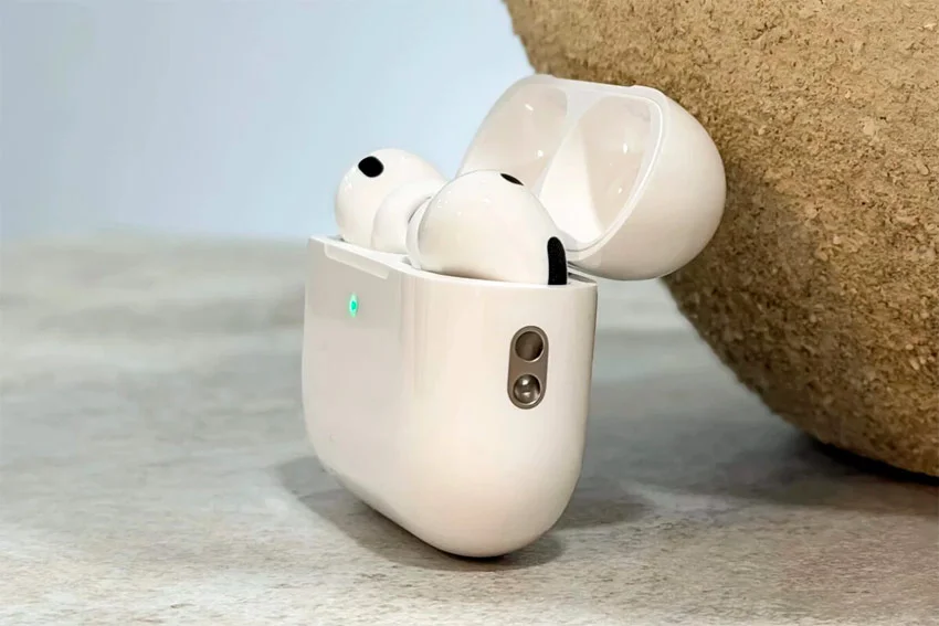 Apple AirPods Pro навчаться «бачити» простір навколо користувача