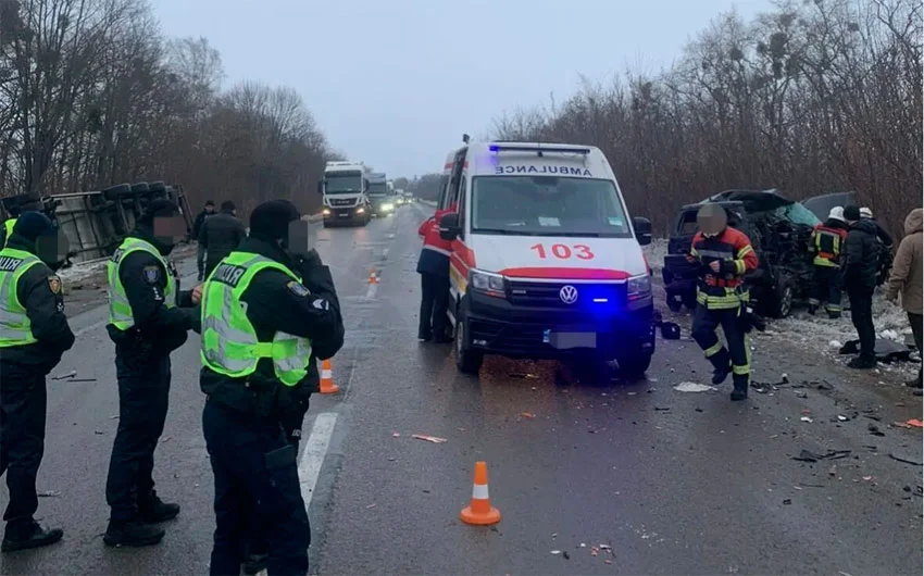 На Рівненщині прикордонник потрапив у смертельне ДТП з вантажівкою
