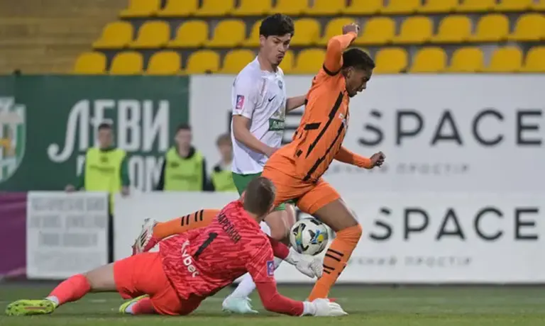 Шахтар - Карпати прогноз і ставка на матч УПЛ - 22.02.2026